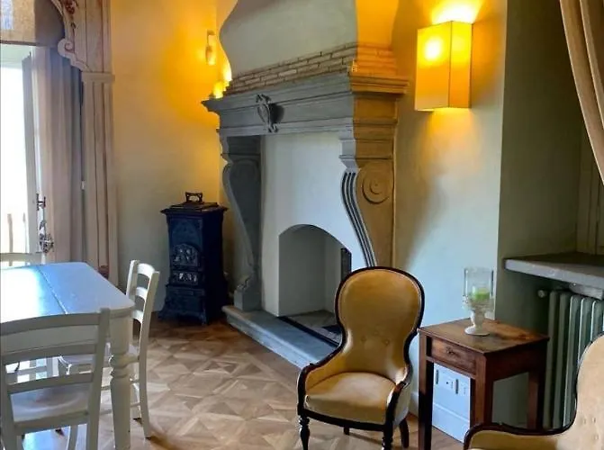 Bed & Breakfast Dimora Delle Donnole Alta 4*