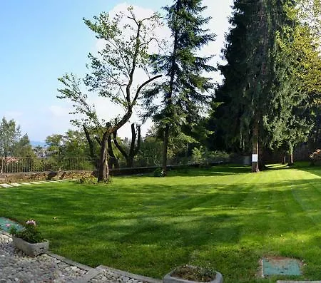 Dimora Delle Donnole Alta Bed and Breakfast