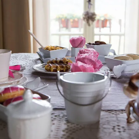 Dimora Delle Donnole Alta Bed and Breakfast