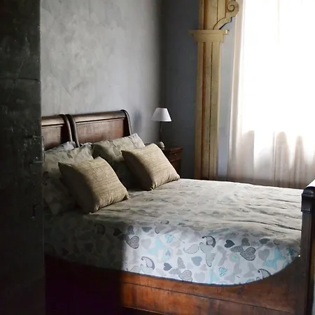 Dimora Delle Donnole Alta Bed and Breakfast 4*