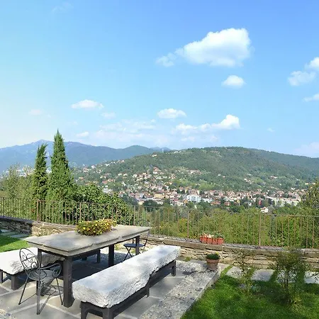 Dimora Delle Donnole Alta Bed and Breakfast 4*