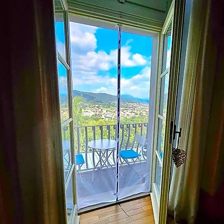 Bed & Breakfast Dimora Delle Donnole Alta 4*