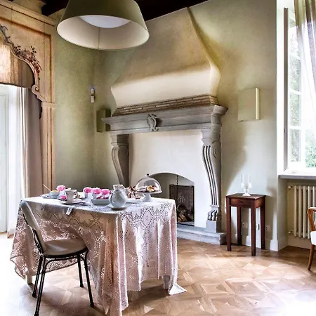 Dimora Delle Donnole Alta Bed & Breakfast 4*