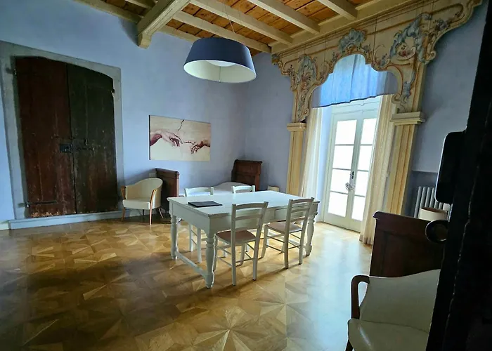 Dimora Delle Donnole Alta 4* Бергамо