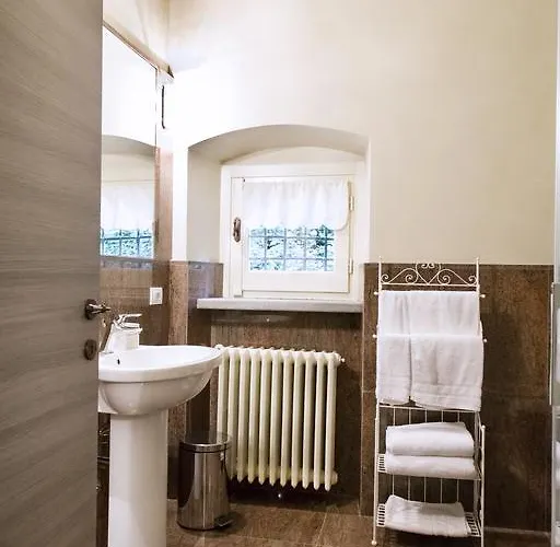 Dimora Delle Donnole Alta 4* Бергамо